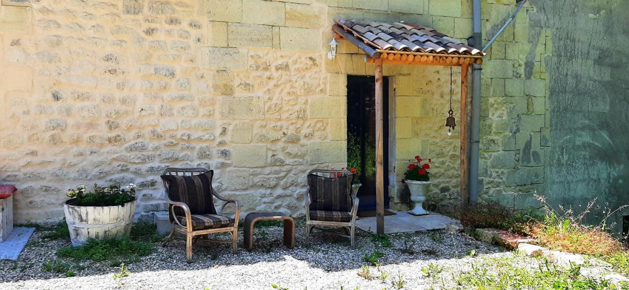 Aux Tuileries Nord B&B Créon Exterior photo